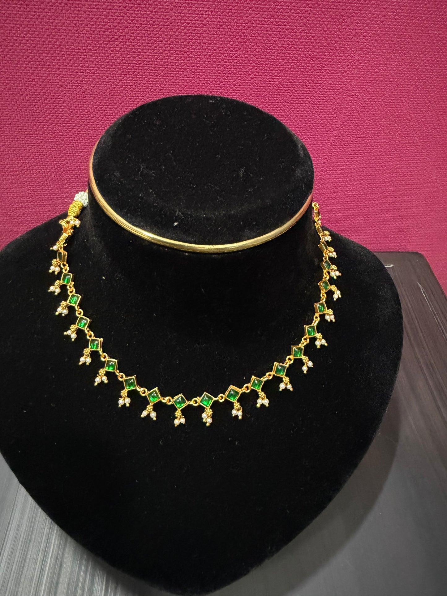 Green Beeds Necklace