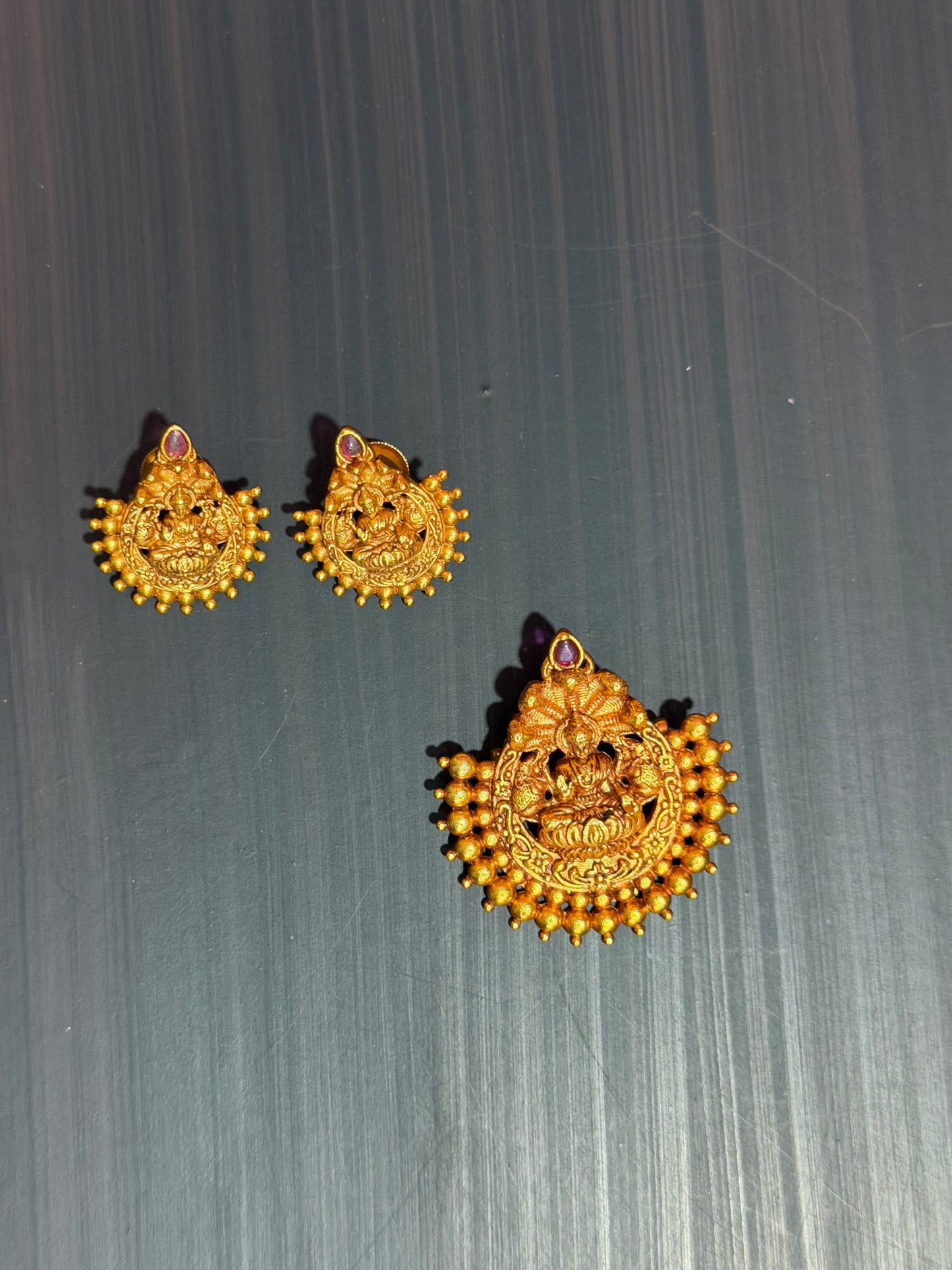 Lakshmi Pendent Set