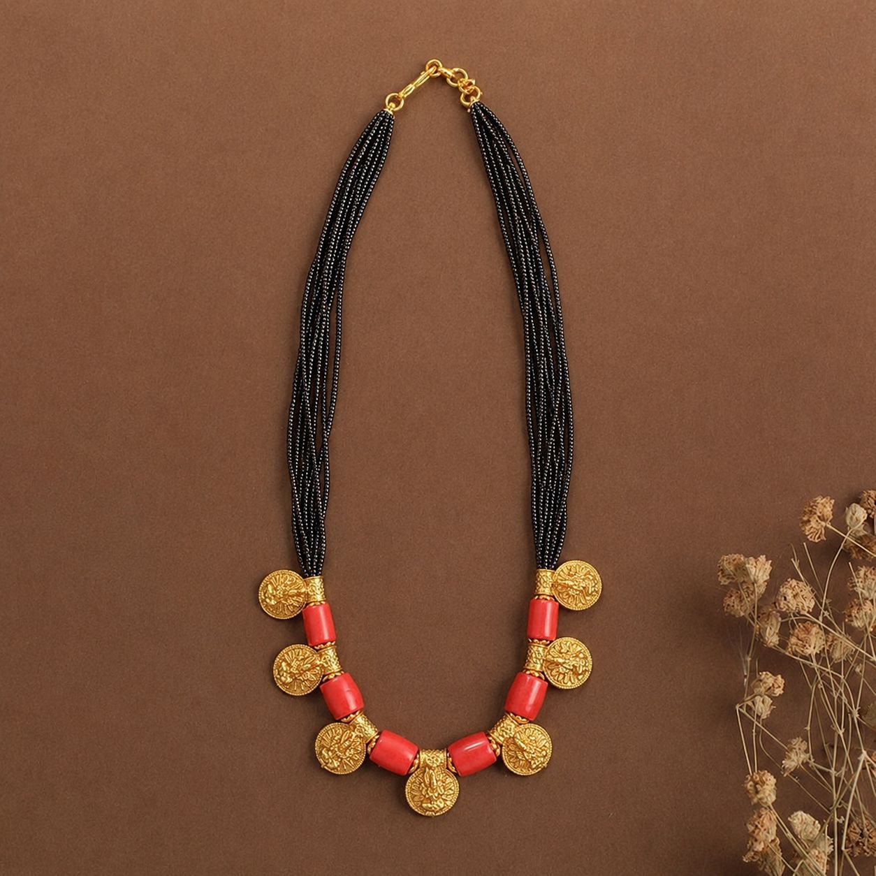 Gold kasu necklace
