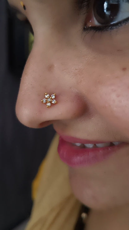 Flower Nose pin