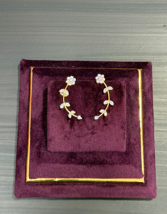Flower Shape Earcuff