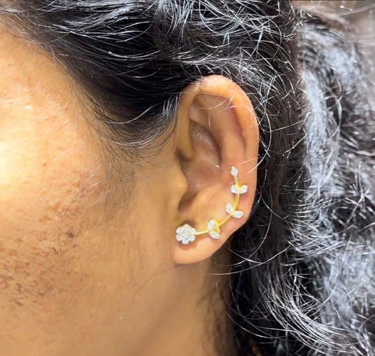 Flower Shape Earcuff