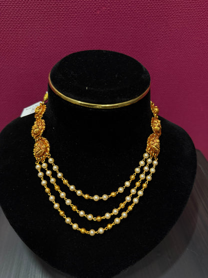 Pearl Layer Necklace