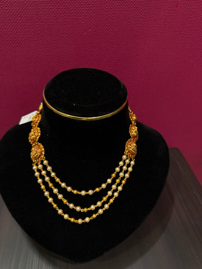 Pearl Layer Necklace