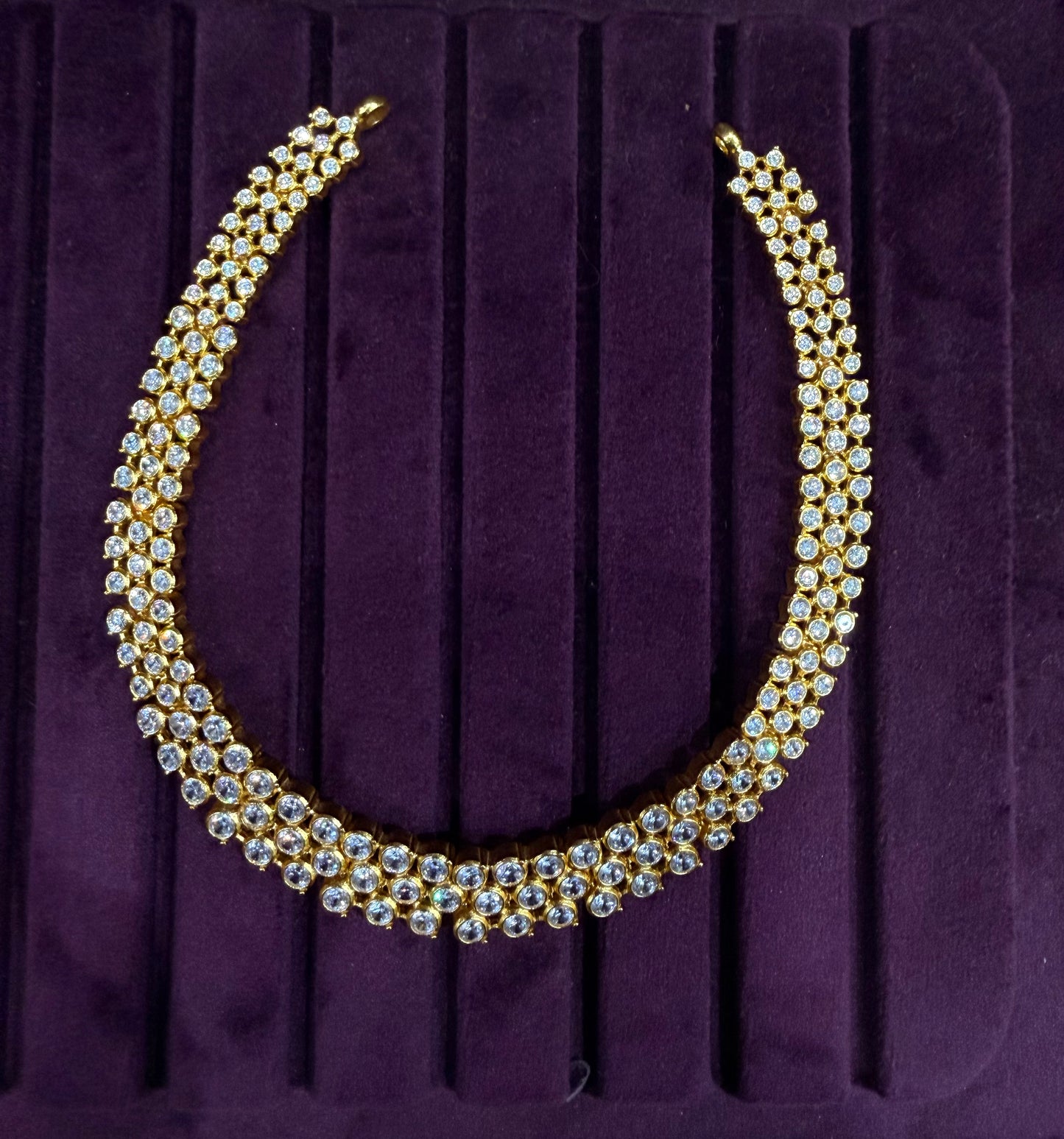 Small White Stone Attigai Necklace