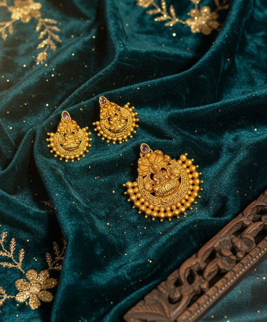 Lakshmi Pendent Set