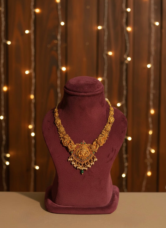 Mangoleaf Beeds Necklace