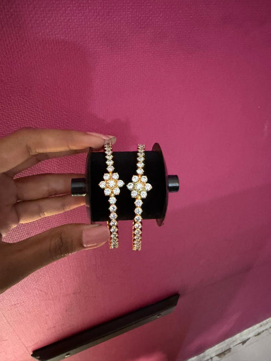 Single flower  stone diamond replica bangle