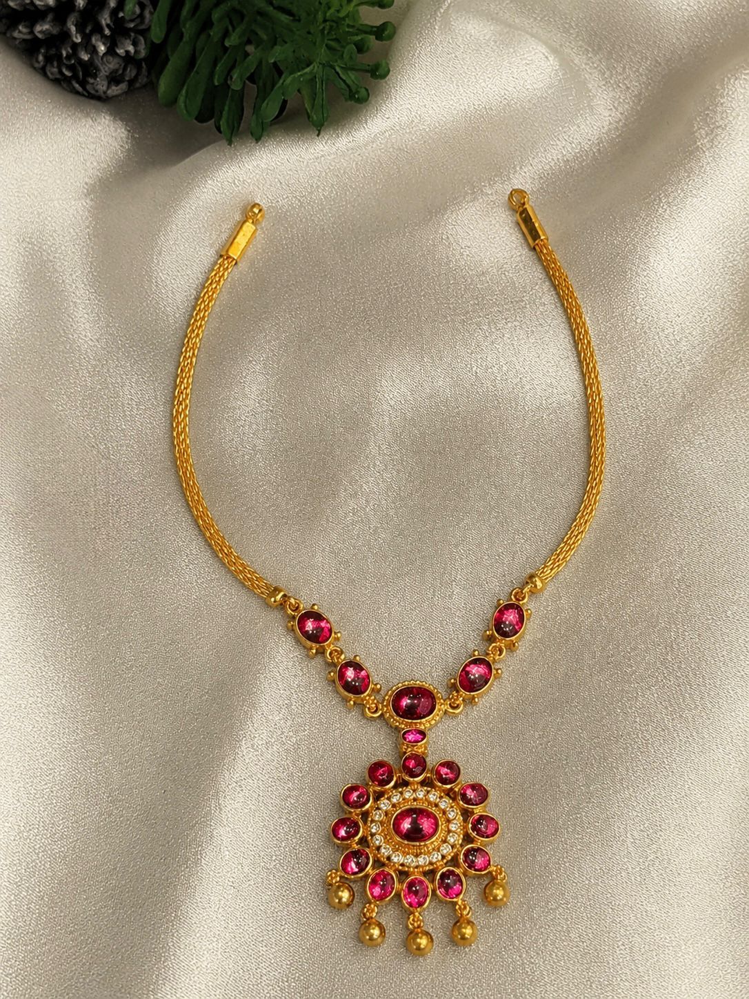Red stone necklace