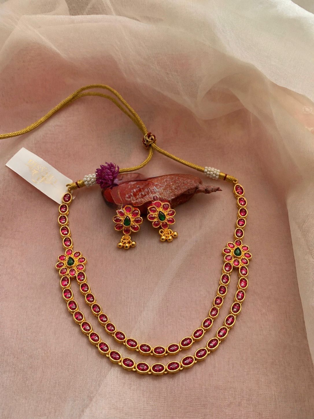 Red rubi stone necklace