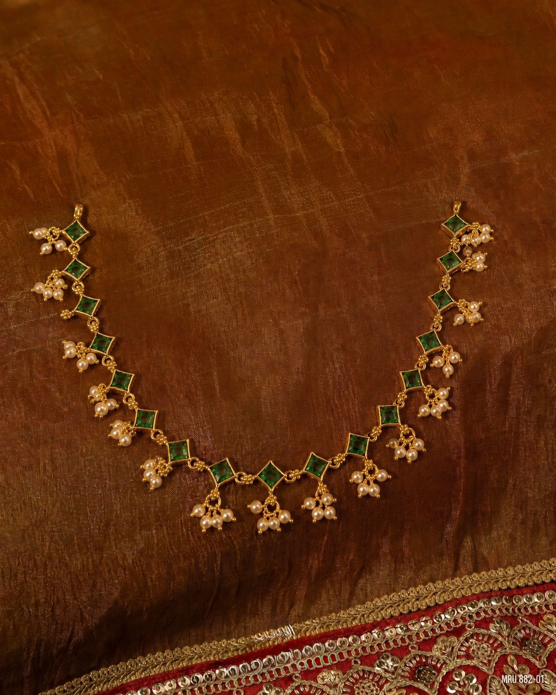 Pearl Beeds green necklace