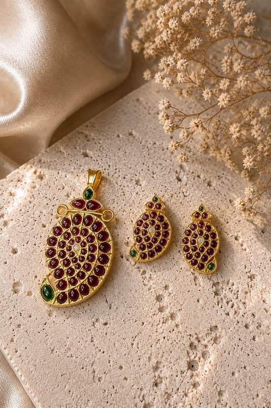 Pendant set