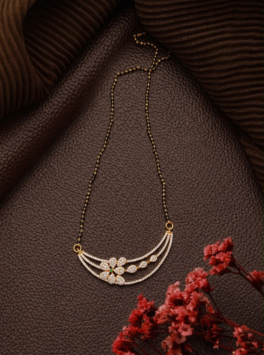Flower stone mangalsutra