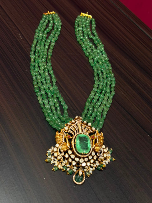 Green Beeds necklace and pendant