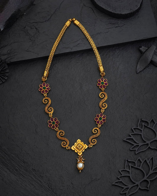 Red flower Fusion pendant necklace