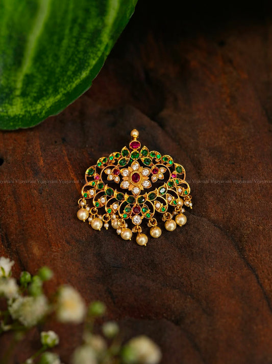 Green stone pendant